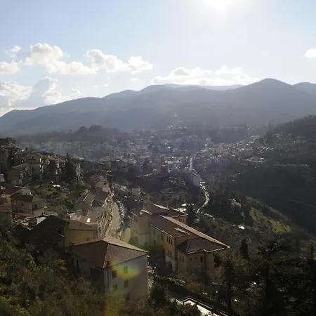 Alojamento de Acomodação e Pequeno-almoço Magic Rainbow 3*