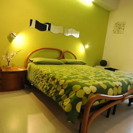 Alojamento de Acomodação e Pequeno-almoço Magic Rainbow 3*